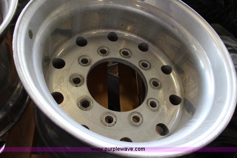 image for item BB9419 (4) aluminum 22.5 x 14.00 wheels