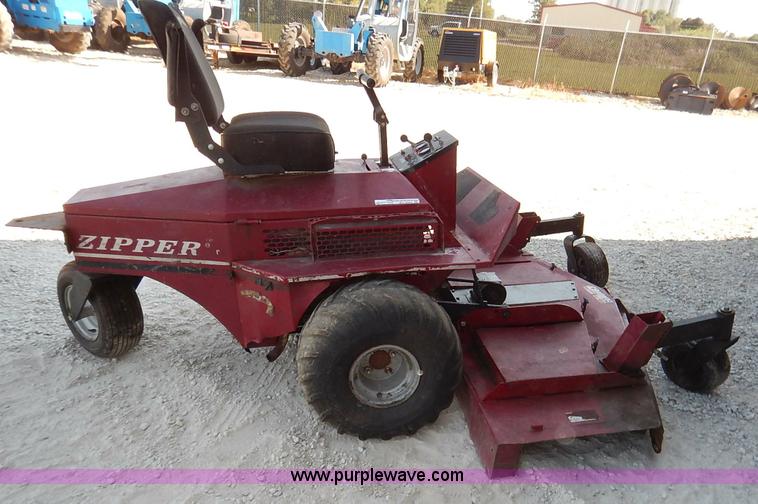 image for item BH9984 Zipper TS22 ZTR lawn mower