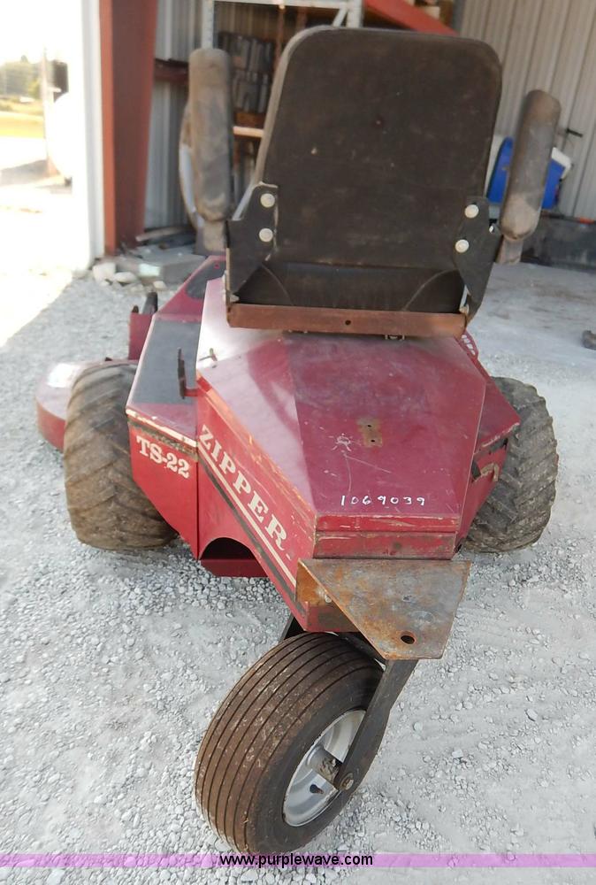 image for item BH9984 Zipper TS22 ZTR lawn mower