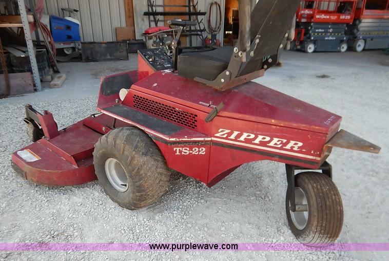 image for item BH9984 Zipper TS22 ZTR lawn mower