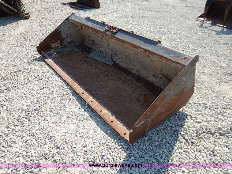 image for item BH9989 Low profile skid steer bucket