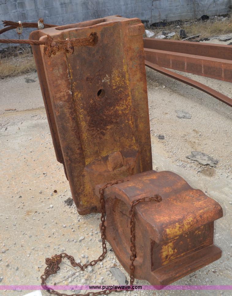 Drop hammer pile driver in Raytown, MO Item BR9925 sold Purple Wave