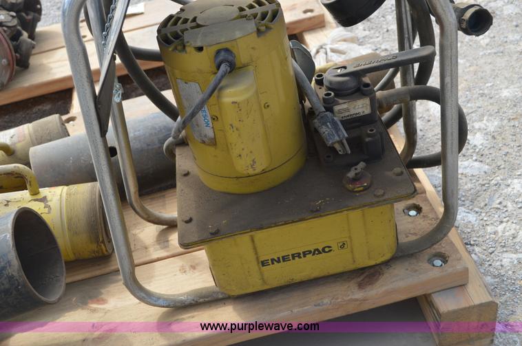 image for item BR9932 EnerPack Hush-Pup jack system