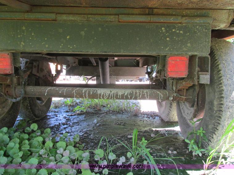 image for item BS9052 2011 shop built dump trailer