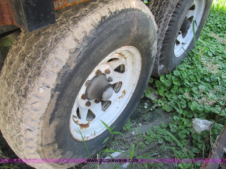 image for item BS9052 2011 shop built dump trailer