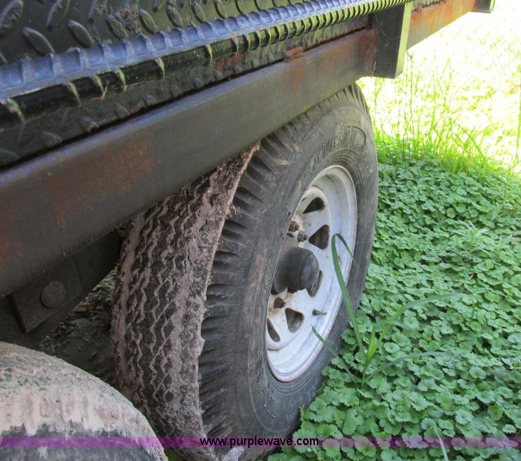 image for item BS9052 2011 shop built dump trailer