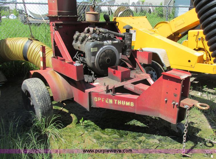 image for item BS9054 Giant-vac leaf vacuum