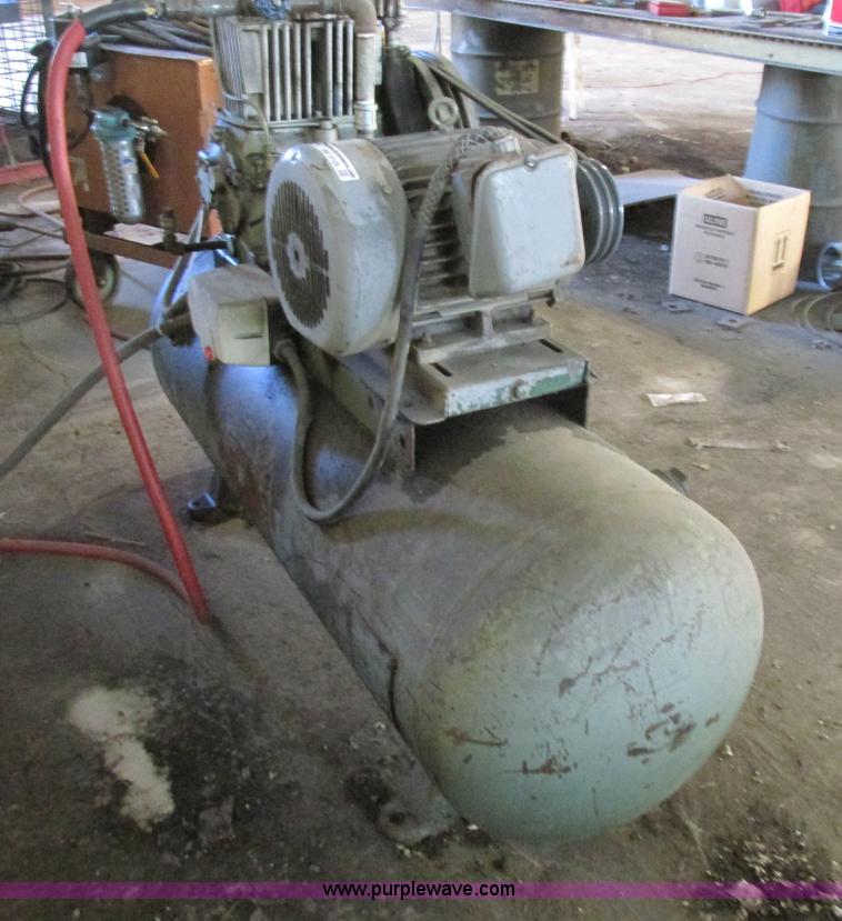 image for item BS9109 Air compressor