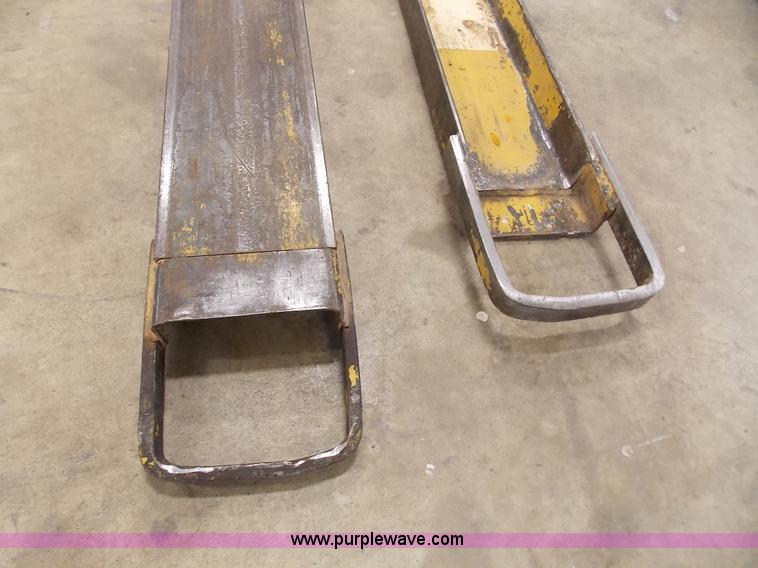 image for item BT9203 (2) forklift fork extensions