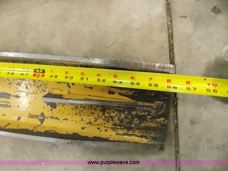 image for item BT9203 (2) forklift fork extensions