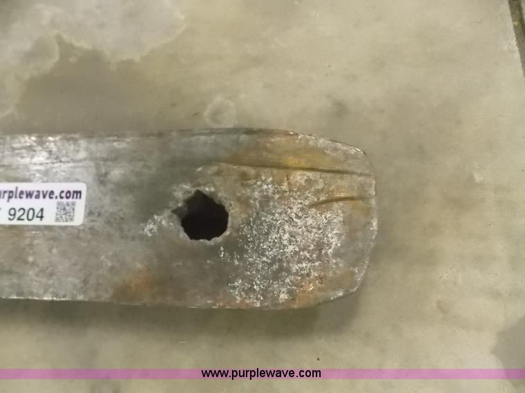 image for item BT9204 Forklift forks