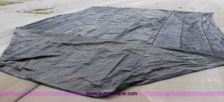 image for item D1673 (4) 8' bag tarps
