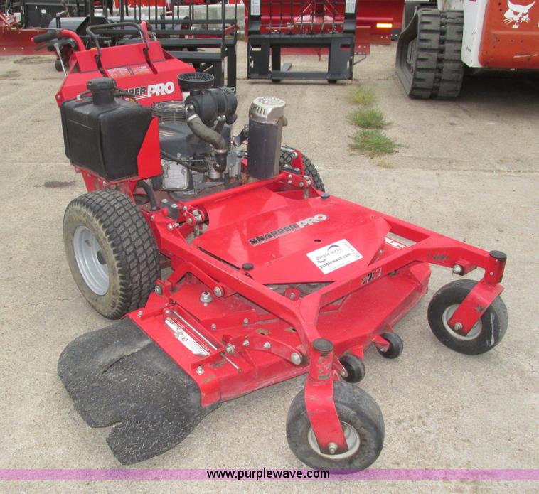image for item H1202 2012 Snapper-pro SW30 lawn mower
