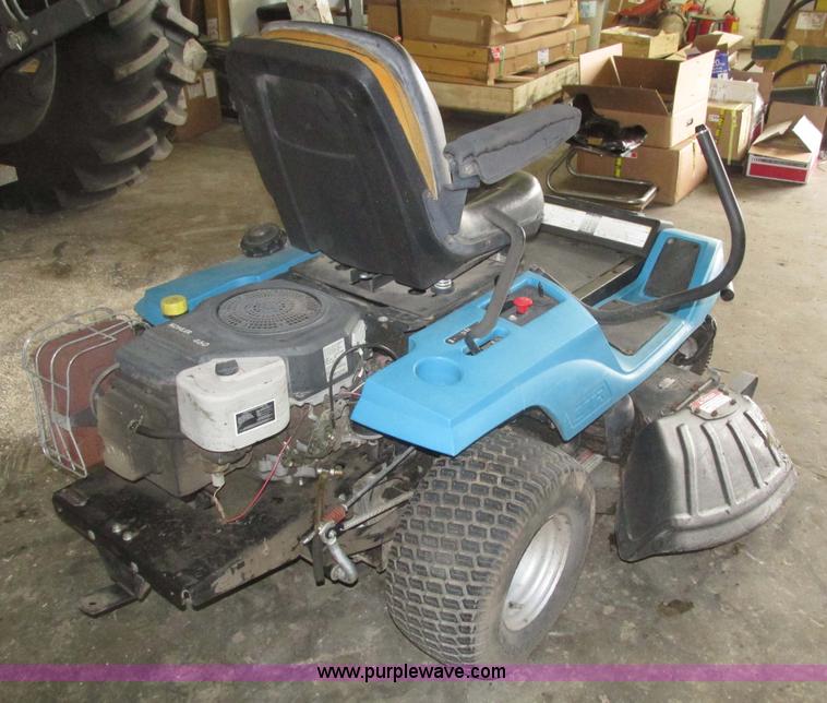 image for item H1206 2006 Dixon lawn mower