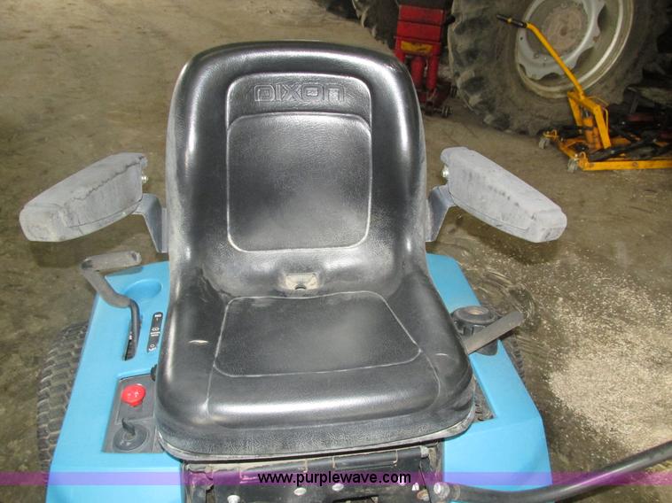 image for item H1206 2006 Dixon lawn mower