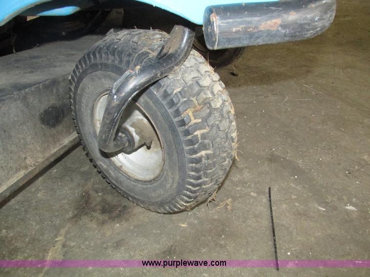 image for item H1206 2006 Dixon lawn mower