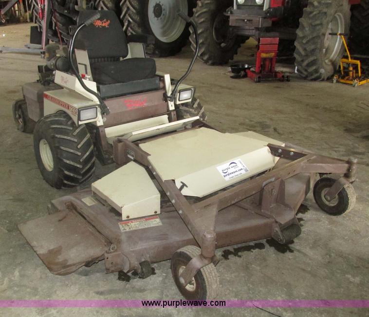 image for item H1207 2001 Grasshopper 721D ZTR lawn mower