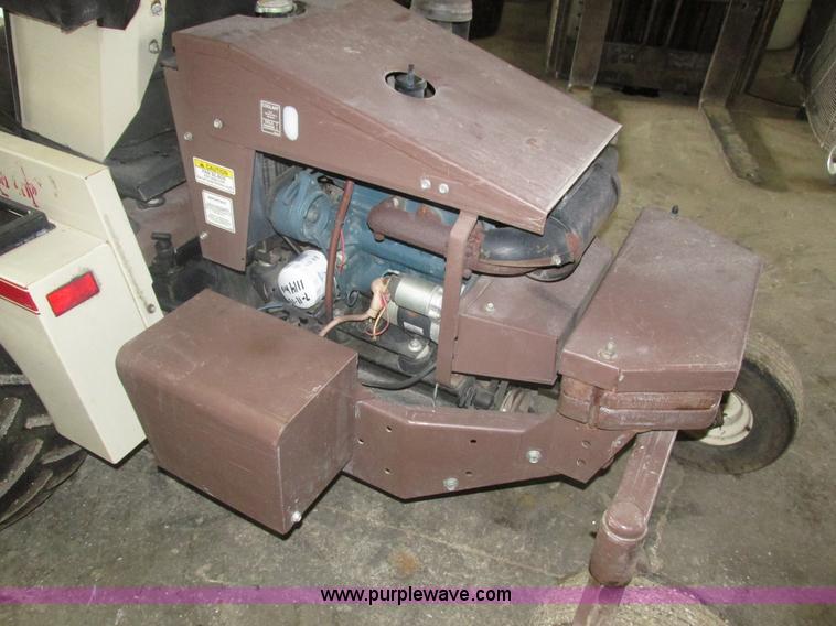 image for item H1207 2001 Grasshopper 721D ZTR lawn mower