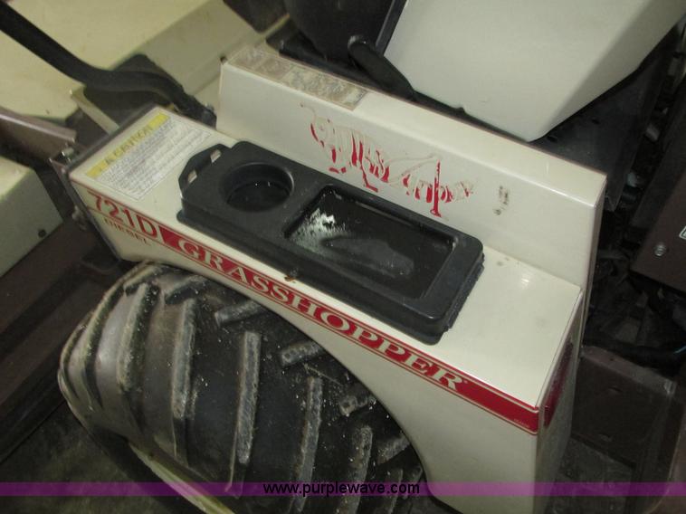 image for item H1207 2001 Grasshopper 721D ZTR lawn mower