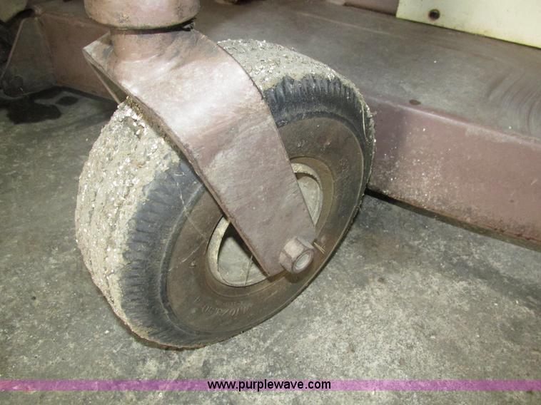 image for item H1207 2001 Grasshopper 721D ZTR lawn mower