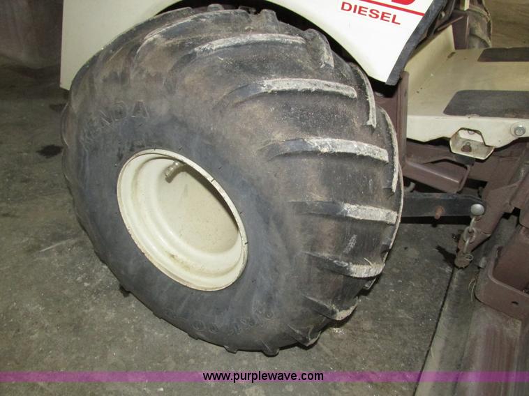 image for item H1207 2001 Grasshopper 721D ZTR lawn mower