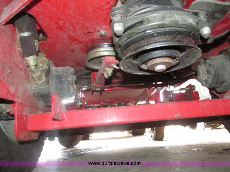 image for item H1209 2006 Snapper ZTR lawn mower