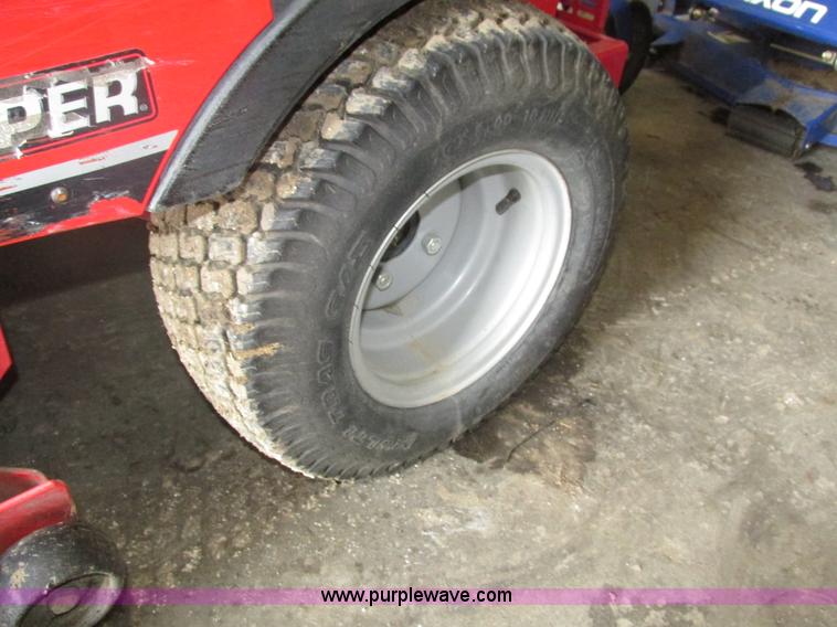 image for item H1209 2006 Snapper ZTR lawn mower