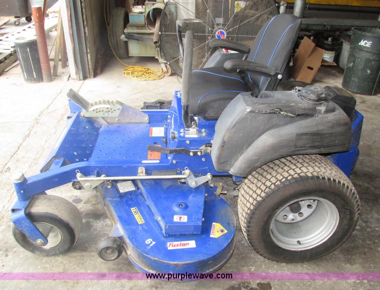 image for item H1210 2011 Dixon Ultra 61 ZTR lawn mower