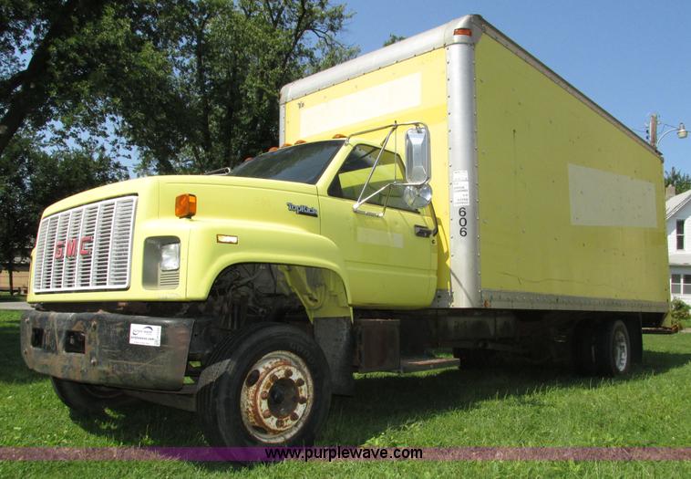 image for item H1233 1992 GMC TopKick box truck
