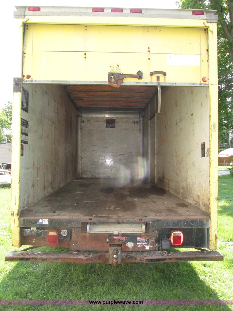 image for item H1233 1992 GMC TopKick box truck