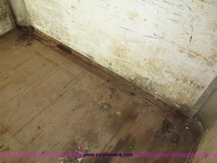 image for item H1233 1992 GMC TopKick box truck