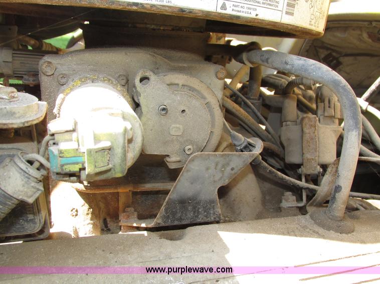 image for item H1233 1992 GMC TopKick box truck