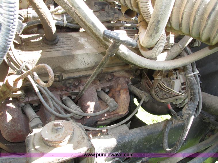 image for item H1233 1992 GMC TopKick box truck