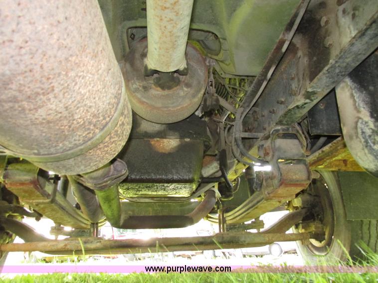 image for item H1233 1992 GMC TopKick box truck