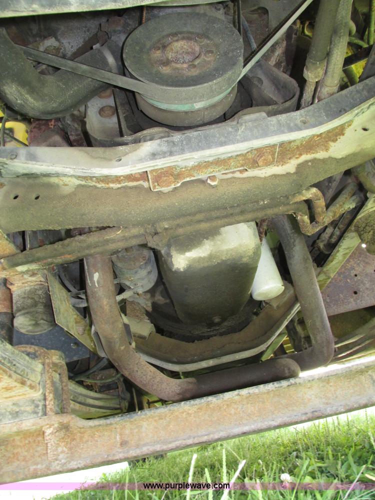 image for item H1233 1992 GMC TopKick box truck