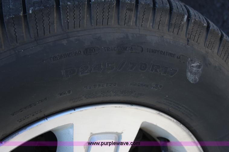 image for item I1547 2009 Chevrolet Silverado 1500 Crew Cab pickup truck