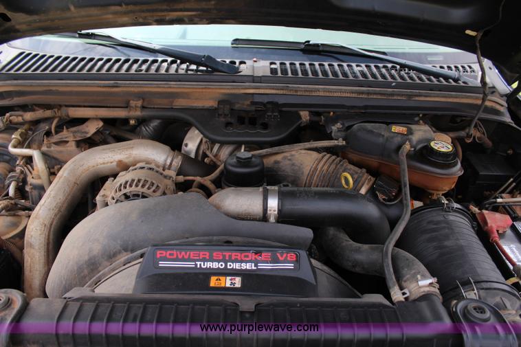 image for item I1636 2006 Ford F350 Super Duty XLT FX4 pickup truck