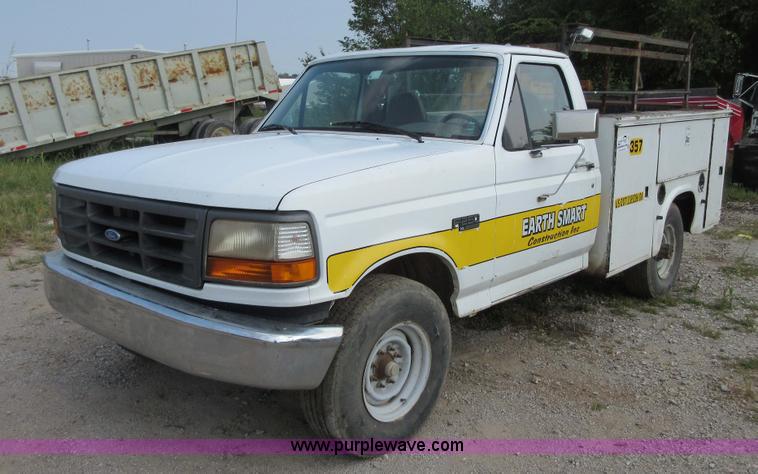 image for item I1993 1996 Ford F250 utility truck