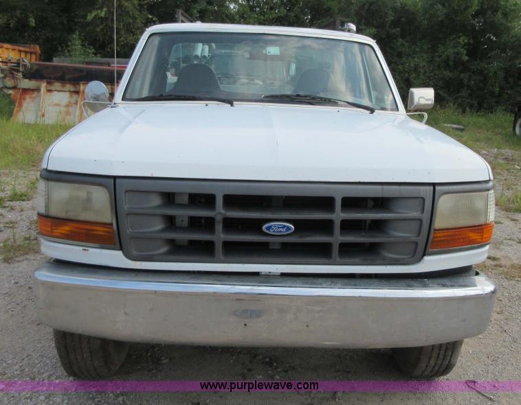 image for item I1993 1996 Ford F250 utility truck