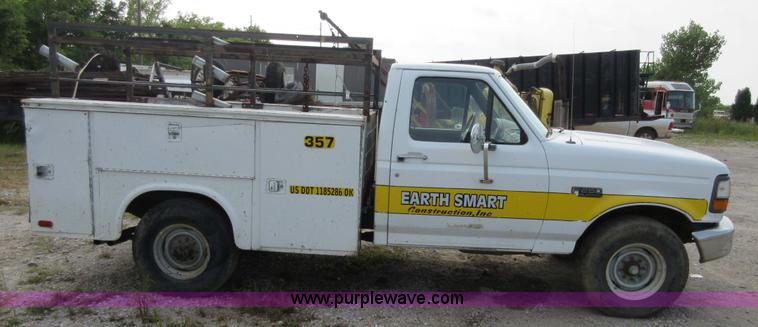 image for item I1993 1996 Ford F250 utility truck