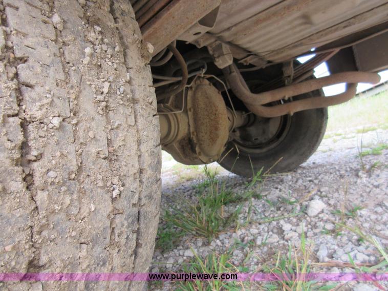 image for item I1993 1996 Ford F250 utility truck