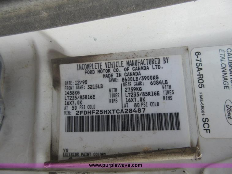 image for item I1993 1996 Ford F250 utility truck