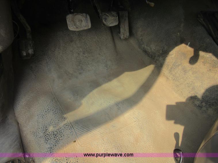 image for item I1993 1996 Ford F250 utility truck