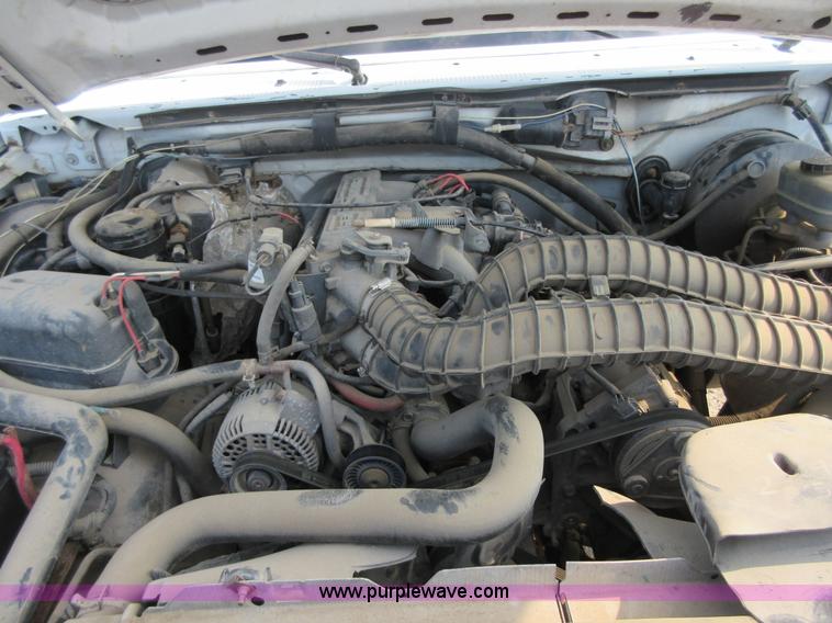 image for item I1993 1996 Ford F250 utility truck