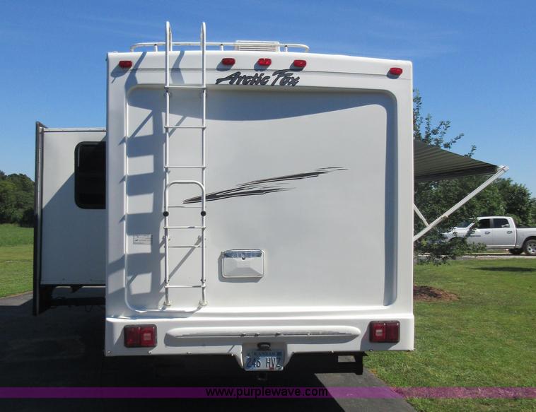 image for item I2007 2005 Artic Fox 31W travel trailer