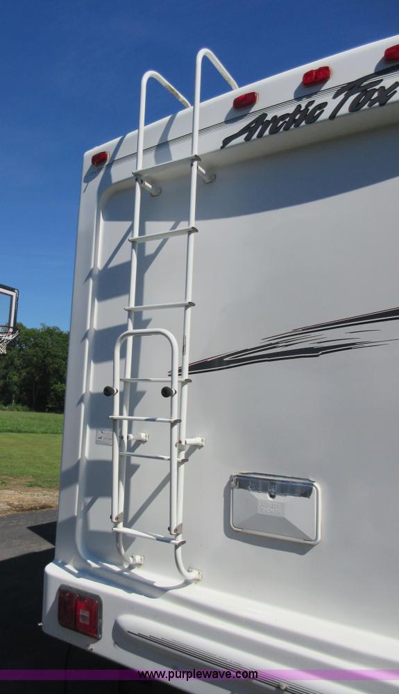 image for item I2007 2005 Artic Fox 31W travel trailer