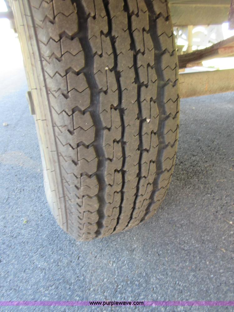 image for item I2007 2005 Artic Fox 31W travel trailer