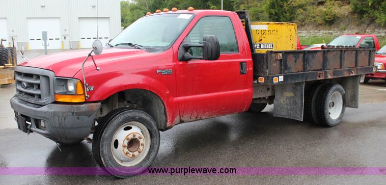 image for item J3506 1999 Ford F450 Super Duty flatbed truck