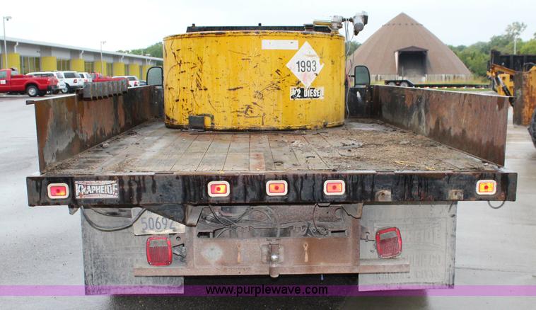 image for item J3506 1999 Ford F450 Super Duty flatbed truck