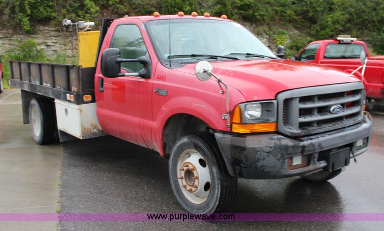 image for item J3506 1999 Ford F450 Super Duty flatbed truck